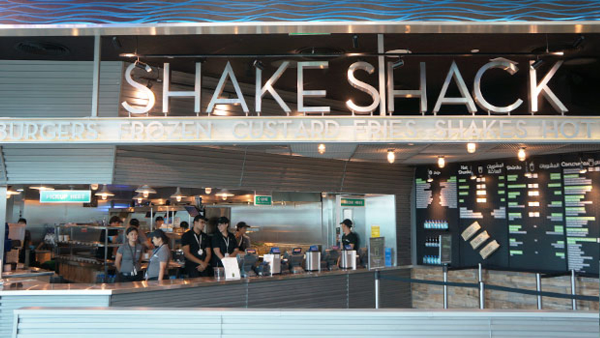 Shake Shack, Airport 2