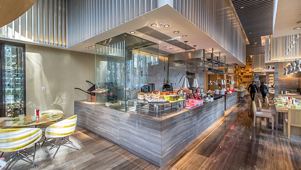 Shangri-La Jing An, China