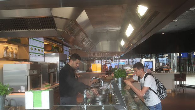 Julia's Amsterdam Central Station 5