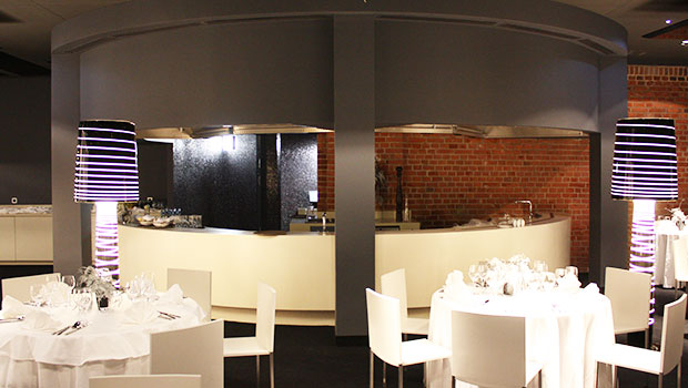 Bulwar Hotel, Poland