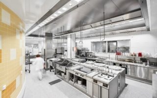 Angenehmes Arbeiten mit Halton Culinary Light – HCL