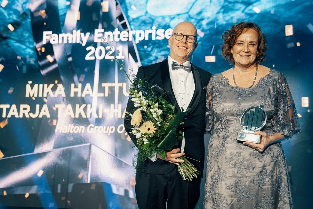 Mika Halttunen and Tarja Takki-Halttunen awarded with EY Entrepreneur of the Year 2021 – Family Enterprise award