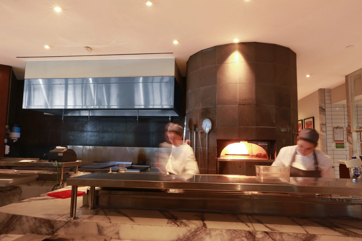 Spago 001 