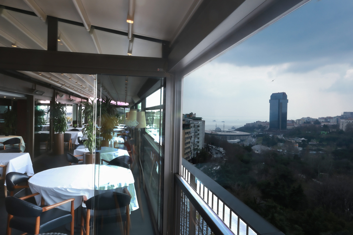 Spago 003