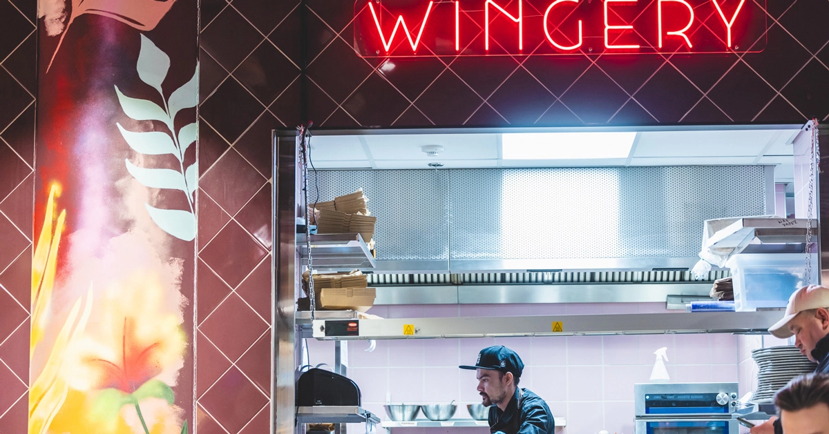 A smart hood cuts more than half the energy consumption of ventilation in professional kitchens.