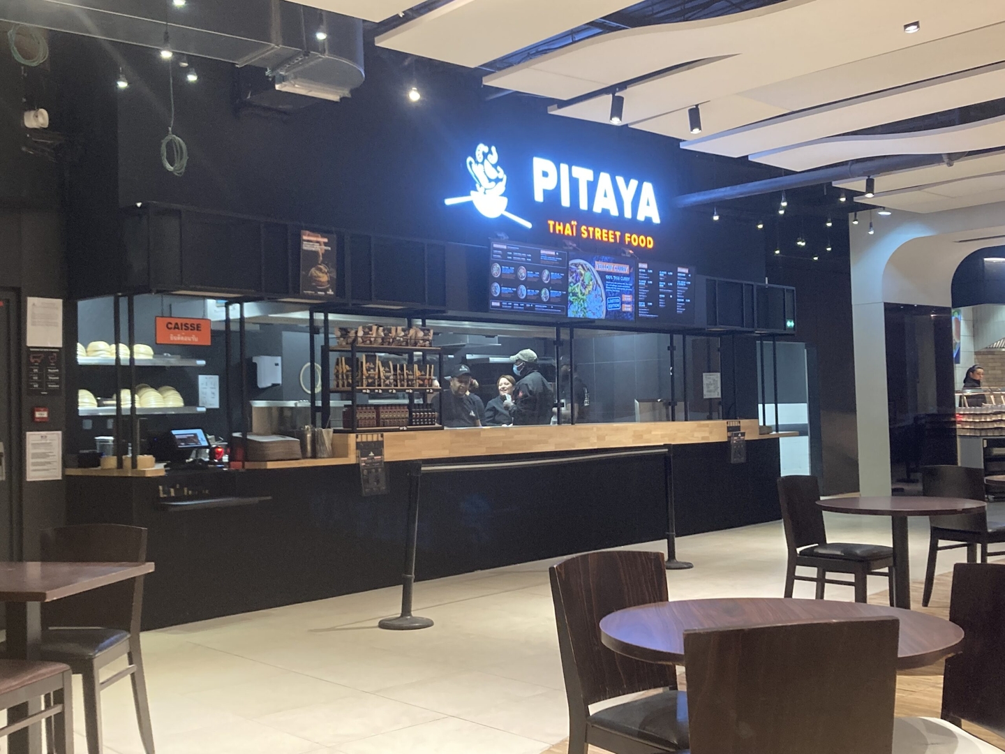 Pitaya Carrousel du Louvre, France