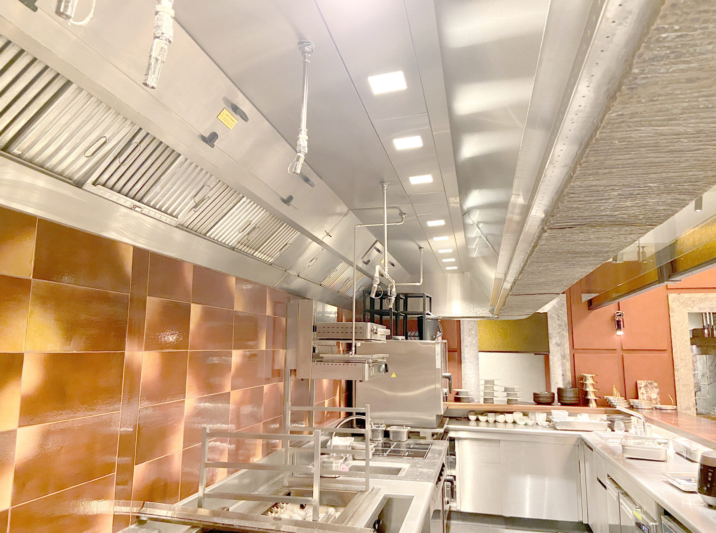 Seok restaurant kitchen ventilation system at Park Hyatt Paris Vendôme hotel